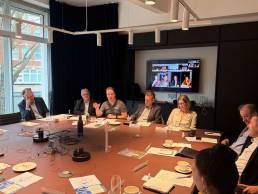 news- industry-roundtable
